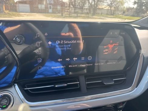New 2026 Chevrolet Trax LT FWD image 25