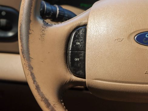 Used 2004 Ford Excursion Eddie Bauer AWD/4WD image 30
