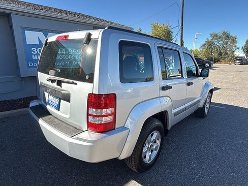 Used 2012 Jeep Liberty Sport image 11