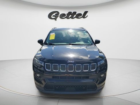 Used 2022 Jeep Compass Latitude FWD image 2