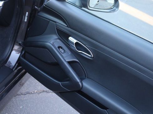 Used 2015 Porsche Cayman image 38