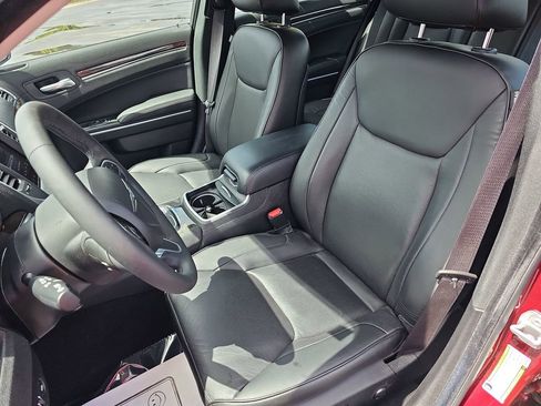 Used 2022 Chrysler 300 Touring L w/ Comfort Group RWD image 20