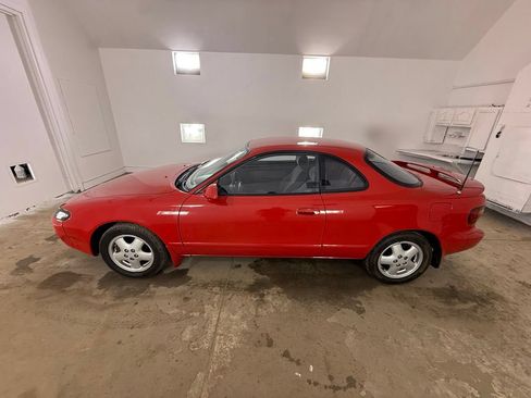 Used 1993 Toyota Celica GT FWD image 3