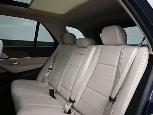 Used 2022 Mercedes-Benz GLE 350 image 11