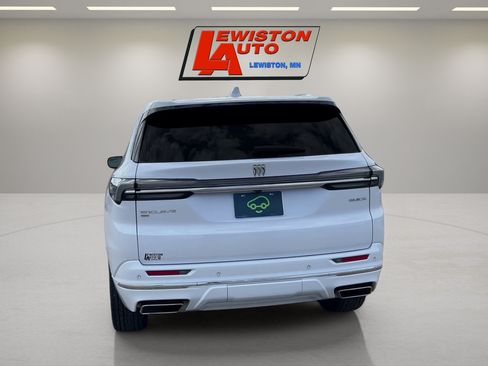 Certified 2026 Buick Enclave Avenir w/ Super Cruise Package AWD/4WD image 4