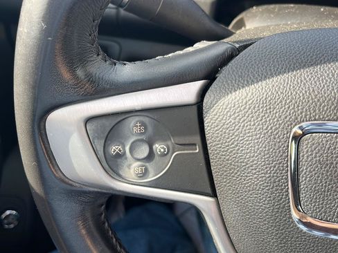 Used 2019 GMC Acadia SLE AWD/4WD image 11