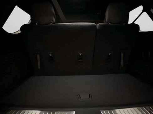 Used 2024 Chevrolet Tahoe RST w/ Sport Performance Package image 20