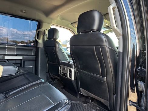 Used 2020 Ford F350 Lariat image 22