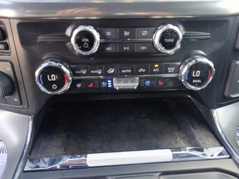 Used 2021 Ford F150 Lariat w/ Equipment Group 502A High AWD/4WD image 21