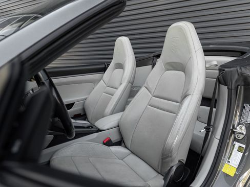 Certified 2020 Porsche 911 Carrera S RWD image 5