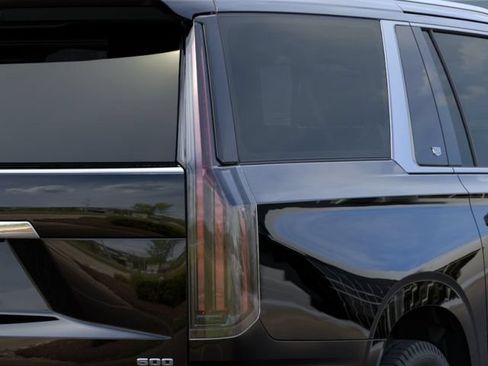 New 2026 Cadillac Escalade ESV Luxury w/ Touring Package AWD/4WD image 11