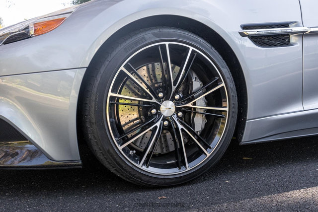 Used 2014 Aston Martin Vanquish Coupe RWD image 42