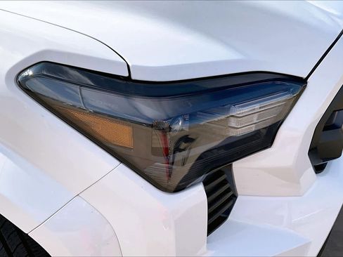 Used 2024 Toyota Tacoma SR image 23