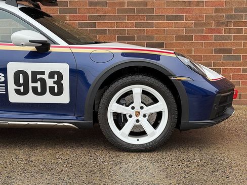 Certified 2024 Porsche 911 Dakar image 11