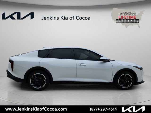 New 2026 Kia K4 GT-Line Turbo FWD image 3
