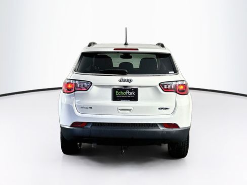 Used 2019 Jeep Compass Latitude w/ Popular Equipment Group AWD/4WD image 7