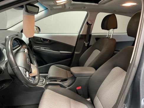 Used 2020 Hyundai Kona SEL Plus AWD/4WD image 16