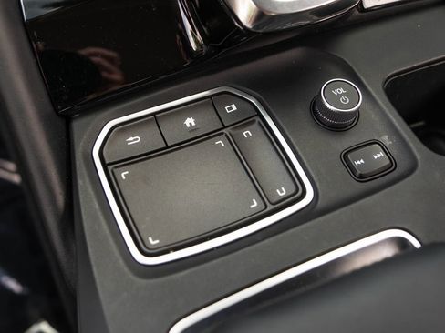 Certified 2022 Acura MDX SH-AWD w/ Technology Package image 32