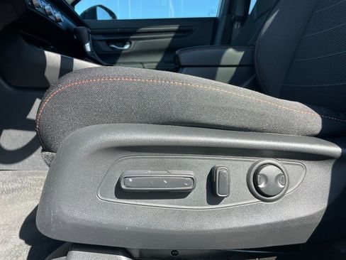 Used 2025 Honda CR-V Sport image 24
