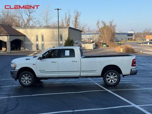 Used 2022 RAM 3500 Limited image 2