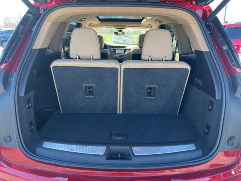 Used 2024 Cadillac XT6 Sport w/ Platinum Package image 13