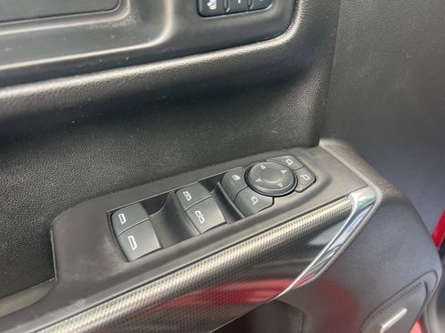 Used 2021 GMC Sierra 1500 AT4 w/ AT4 Value Package image 9