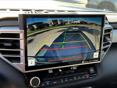 Used 2023 Toyota Tundra Limited image 17