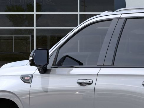 New 2026 GMC Yukon AT4 AWD/4WD image 12