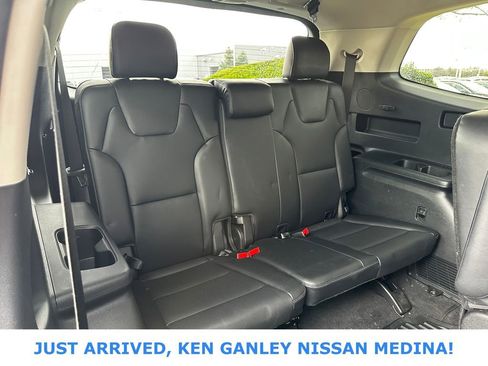 Used 2024 Kia Telluride S image 20