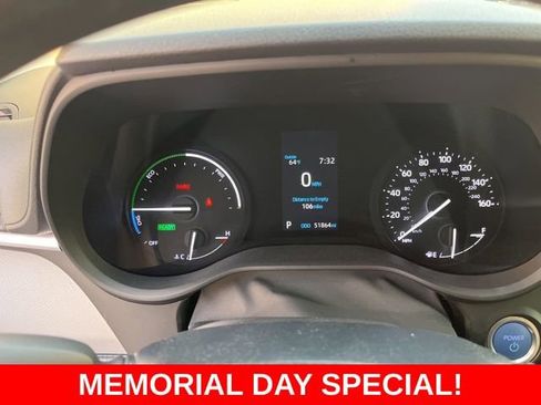 Used 2022 Toyota Sienna LE w/ LE Plus Package FWD image 21