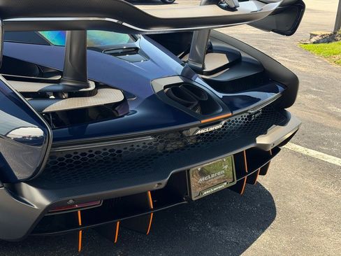 Used 2019 McLaren Senna image 11