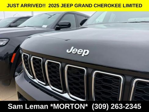 New 2025 Jeep Grand Cherokee L Laredo w/ Luxury Tech Group I image 3