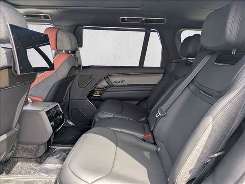 New 2026 Land Rover Range Rover SV AWD/4WD image 16