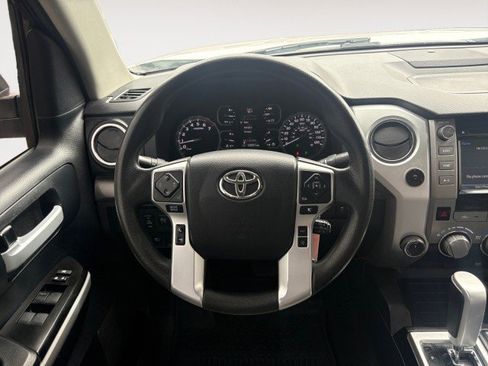 Used 2018 Toyota Tundra SR5 w/ SR5 Upgrade Package image 12