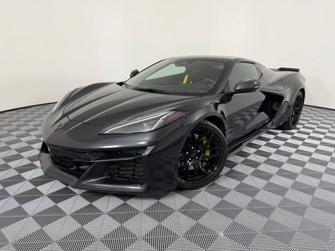 Used 2024 Chevrolet Corvette Z06 w/ Stealth Interior Trim Package RWD image 1
