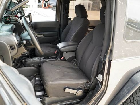 Used 2014 Jeep Wrangler Sport AWD/4WD image 7