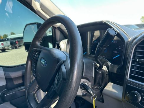 Used 2019 Ford F250 XL w/ Power Equipment Group AWD/4WD image 19