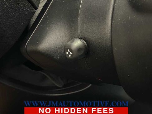 Used 2019 Chrysler 300 Limited image 39