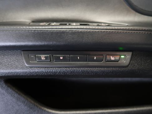 Used 2013 BMW 750Li RWD image 23