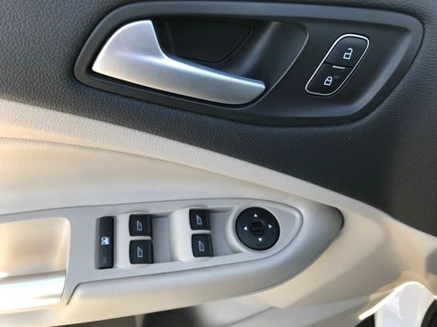 Used 2018 Ford Escape SEL w/ Ford Safe & Smart Package image 13