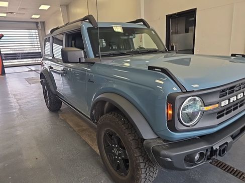 Used 2022 Ford Bronco Black Diamond AWD/4WD image 1