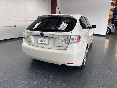 Used 2010 Subaru Impreza 2.5i image 4