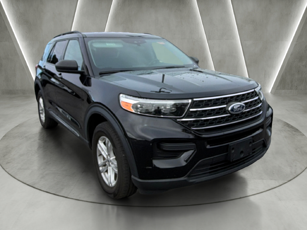 Used 2023 Ford Explorer XLT AWD/4WD image 1
