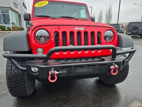 Used 2015 Jeep Wrangler Unlimited Sport w/ Connectivity Group image 8