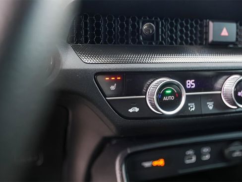 Used 2025 Honda CR-V EX image 15