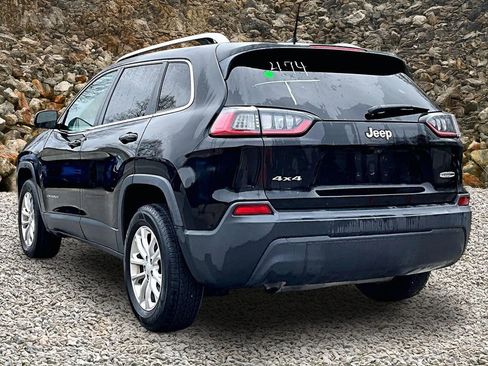 Used 2019 Jeep Cherokee Latitude w/ Cold Weather Group AWD/4WD image 9