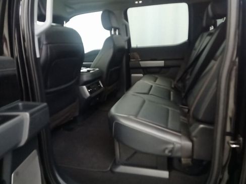 Used 2023 Ford F350 Lariat w/ Sport Appearance Package AWD/4WD image 5