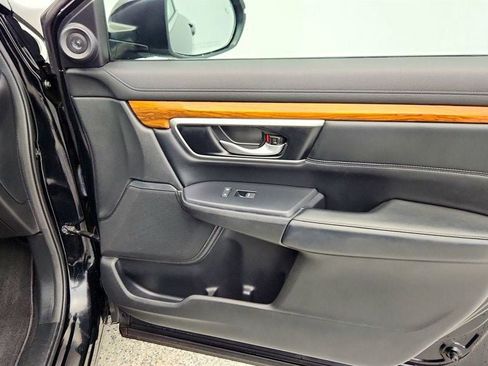 Used 2020 Honda CR-V Touring image 24