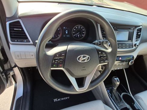 Used 2017 Hyundai Tucson SE FWD image 18