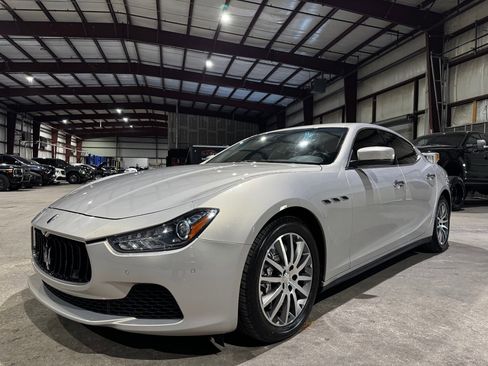 Used 2014 Maserati Ghibli S Q4 image 9